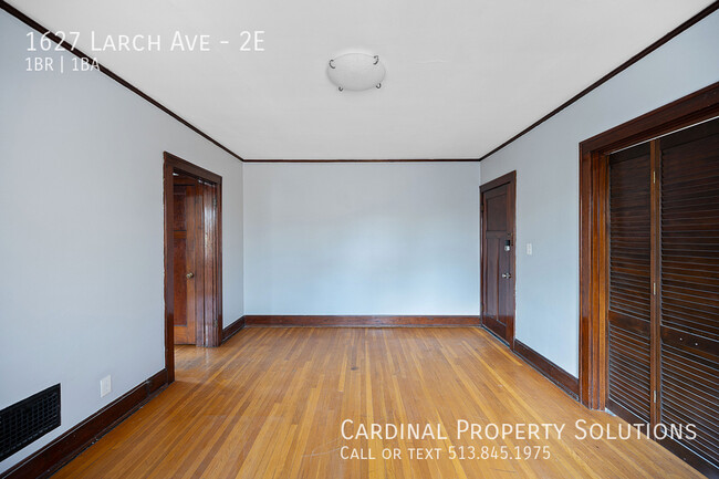 Building Photo - 1627 Larch Ave