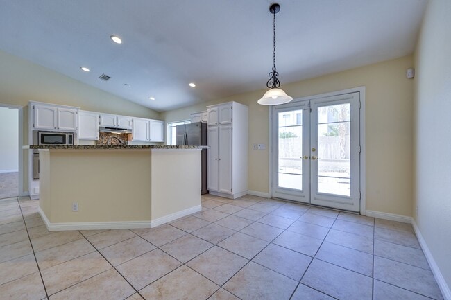 Building Photo - SE!! 4 Bedrooms!! Single Story!! NO HOA!! 3 Car Garage!!! Pool!!! Spa!!! RV Parking!!! Low mainte...