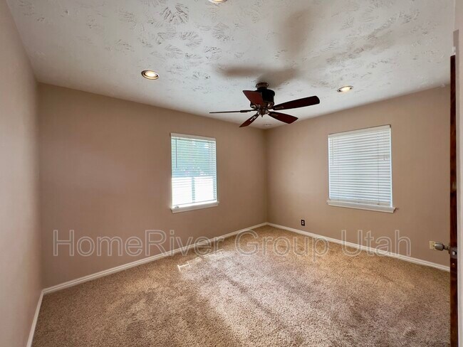 Building Photo - 2155 Westminster Ave