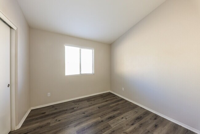 Building Photo - 16214 N 162nd Dr