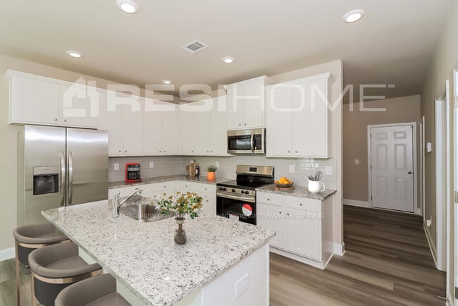 Building Photo - 357 Phaeton Ln