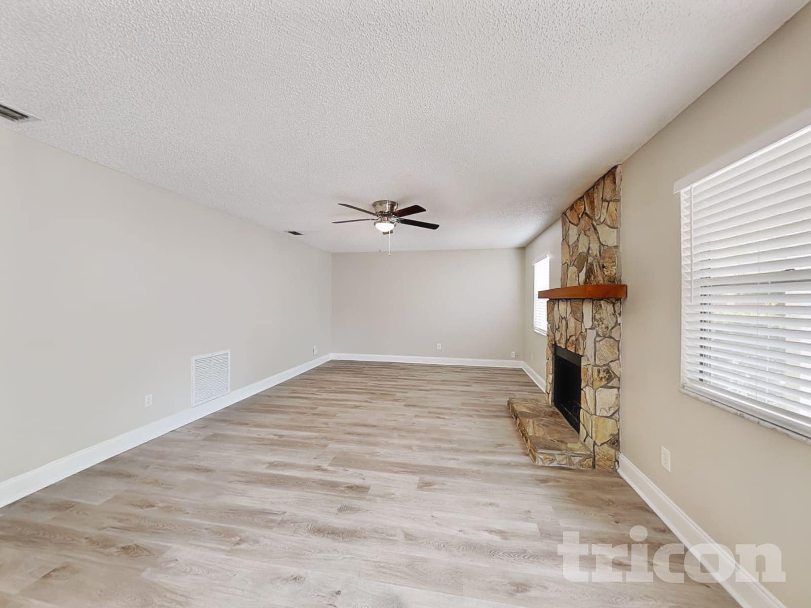 Building Photo - 1259 Waterbury Loop