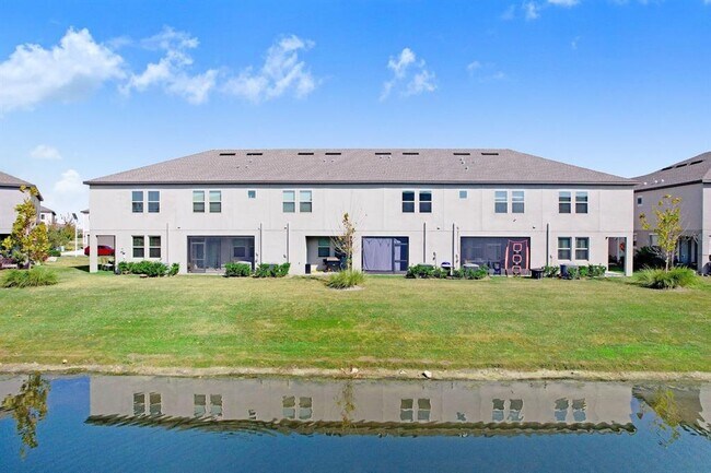 Building Photo - 31886 Blue Passing Loop