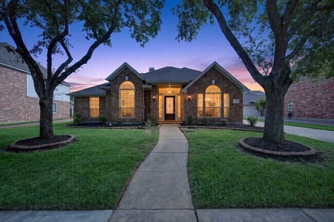 Building Photo - 3918 Abbeywood Dr