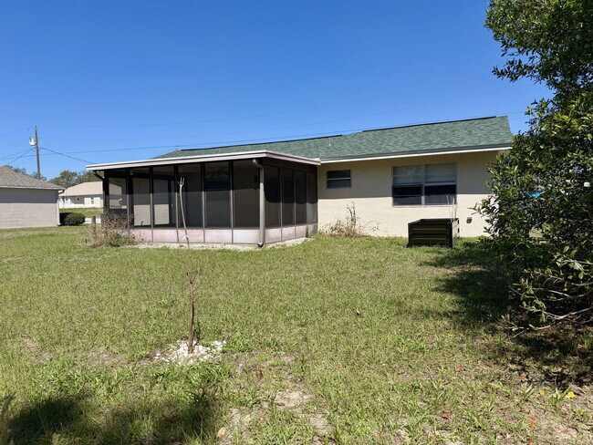 Building Photo - 12258 Foothill St