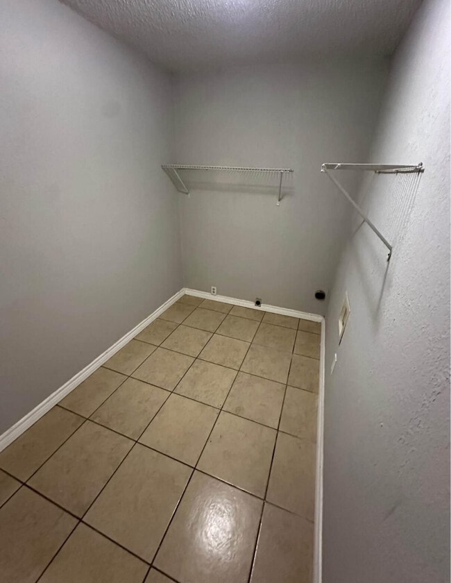 Building Photo - 2714 36th St