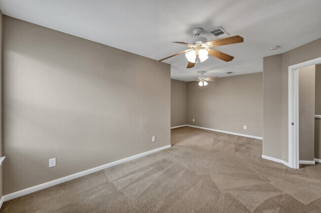 Building Photo - 179 Binnacle Ct