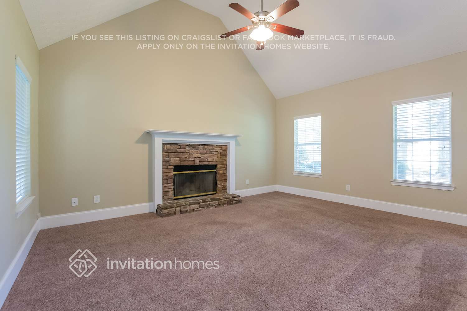 Building Photo - 15 Candlewood Ct