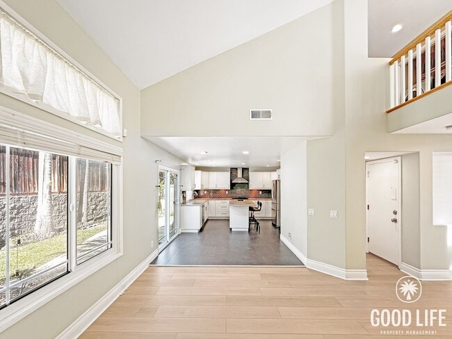 Building Photo - Beautiful 3-Bed Home w/ Vaulted Ceilings, Stainless Appliances, Private Backyard & 2-Car Garage