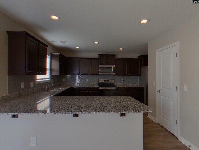 Building Photo - 919 Dovefield Ln