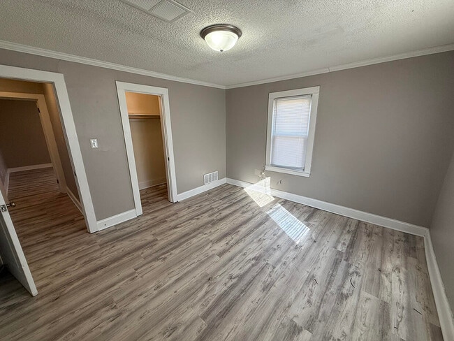 Building Photo - 2910 Mexico Gravel Rd