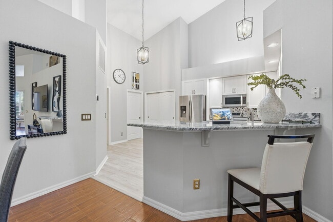 Building Photo - 1632 SW Harbour Isles Cir