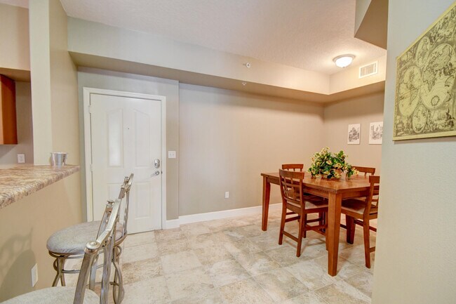 Building Photo - 250 NE 3rd Ave