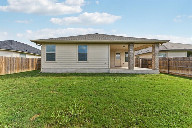 Building Photo - 133 Nathaniel Dr