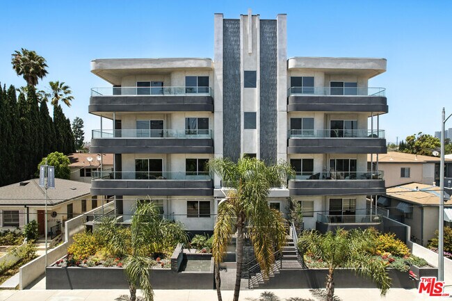 Building Photo - 10951 National Blvd