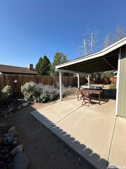 Building Photo - 767 Van Meter Dr