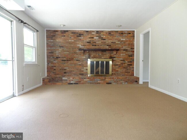 Building Photo - 1627 Severn Run Ct