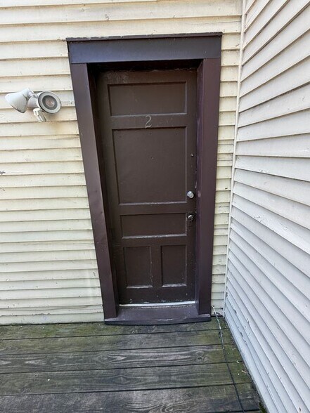 Building Photo - 267 W Utica St