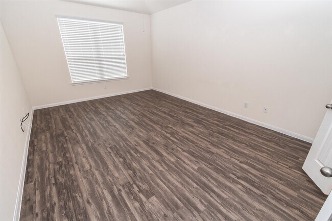 Building Photo - 29607 Clover Shore Dr