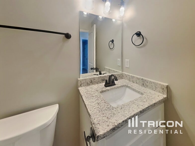 Building Photo - 7398 Winding Way