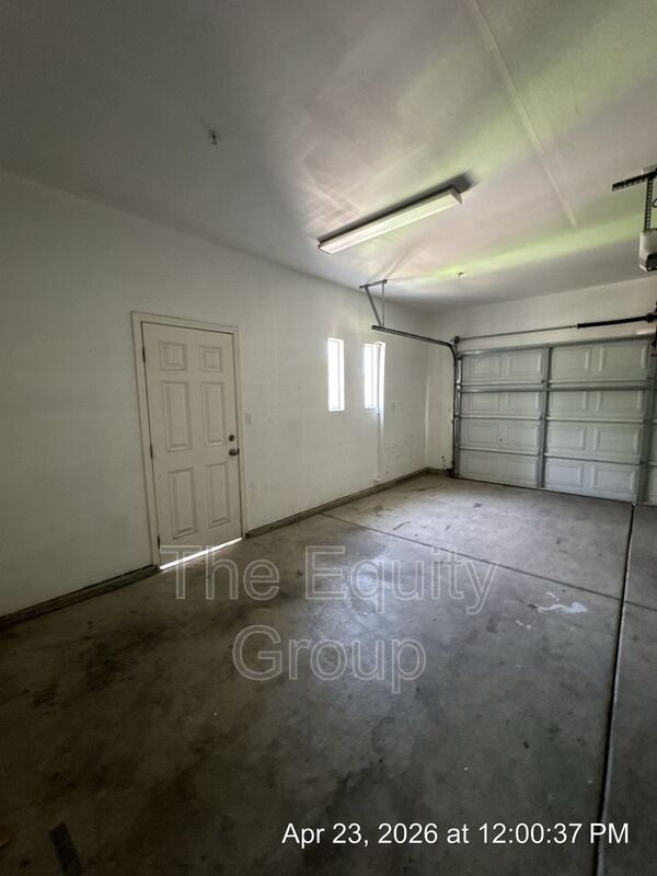 Building Photo - 3500 Villa St