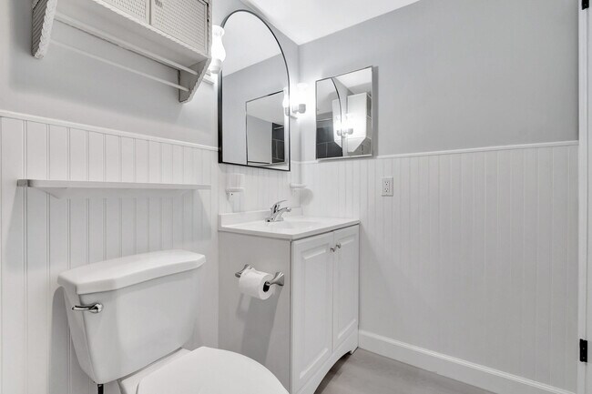 Building Photo - 1251 NW 13th St