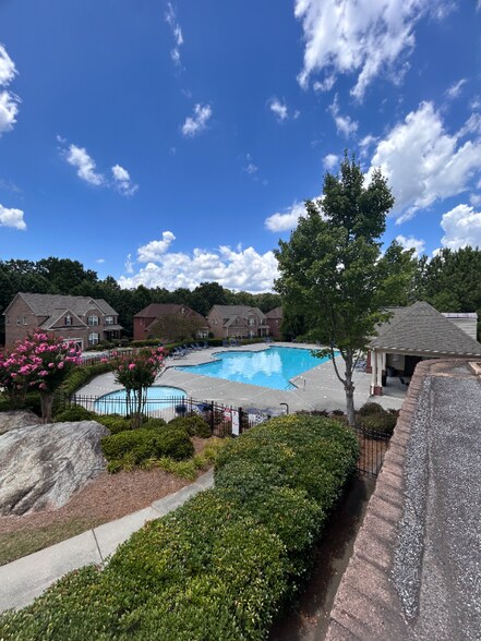 Building Photo - 3689 Union Park Dr