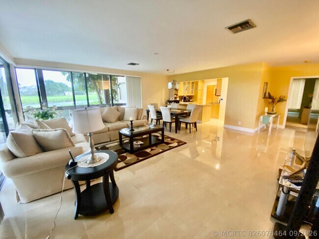Building Photo - 19311 Sabal Lake Dr