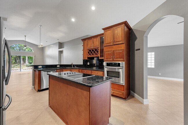Building Photo - 1851 Oak Berry Cir
