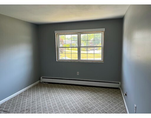 Building Photo - 55 Fernview Ave