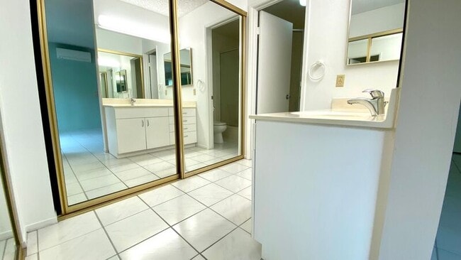 Building Photo - 46-290 Kalali Street