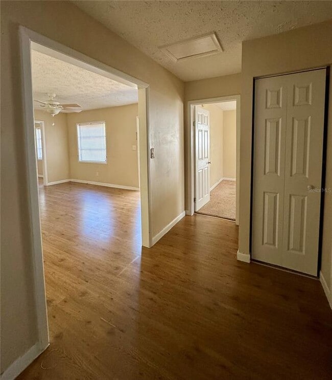 Building Photo - 22368 Panorama St