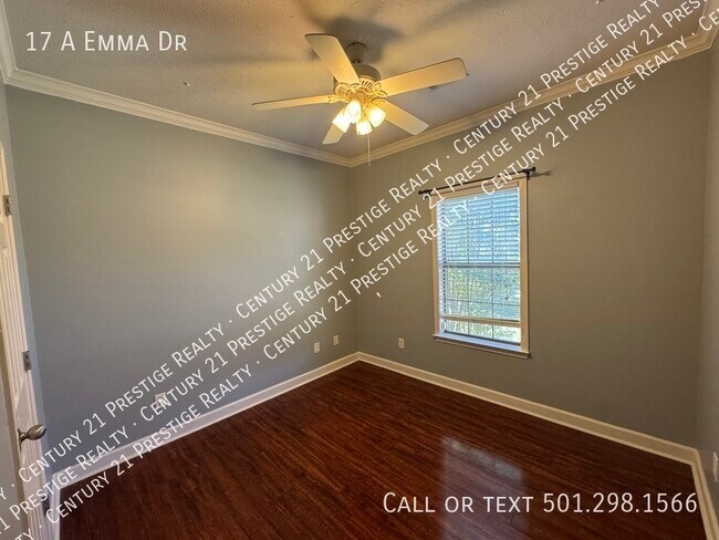 Building Photo - 17 Emma Dr