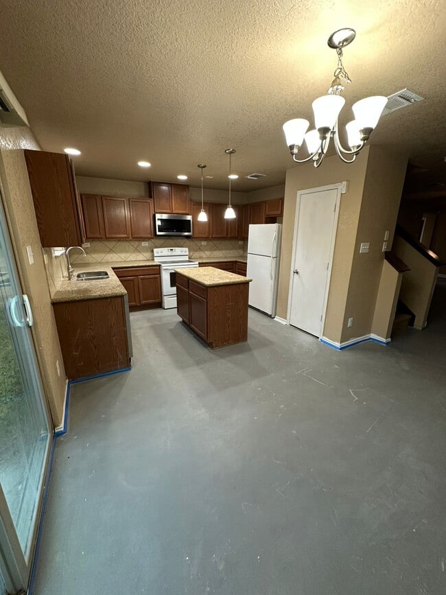 Building Photo - 9846 Balboa Island