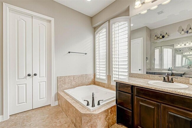 Building Photo - 27827 Hunters Rock Ln
