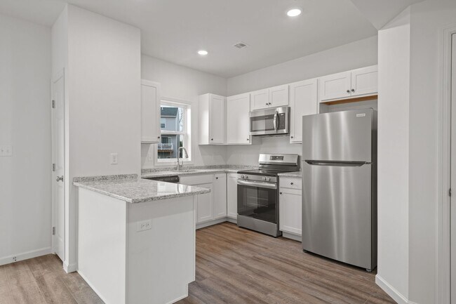 Building Photo - Newly built 4BR/2.5Bath Townhouse for rent in Hampden Township /Cumberland Valley School District