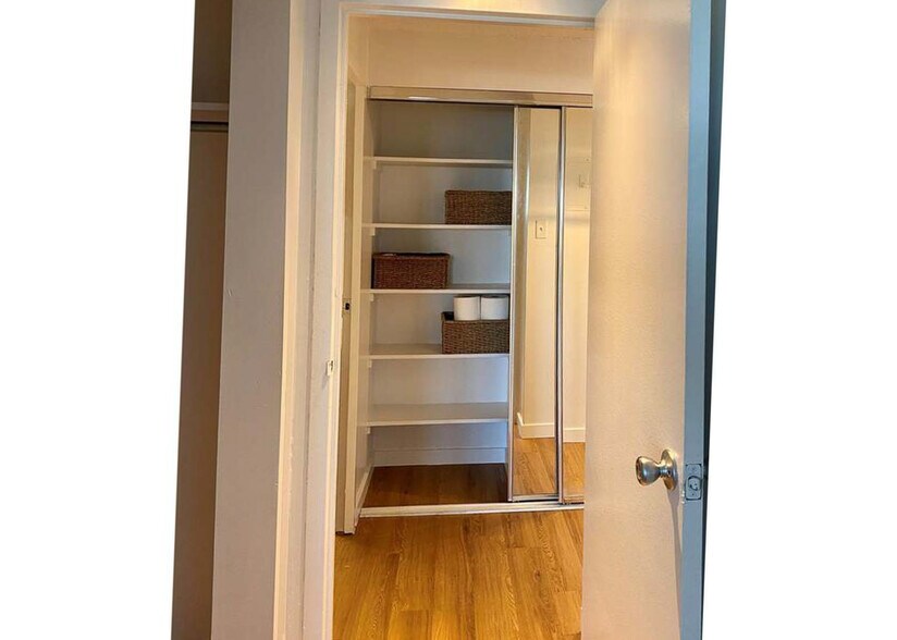 Building Photo - 2225 Buchtel Blvd