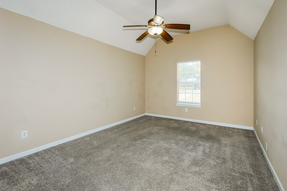 Building Photo - 6916 Fox Briar Cove