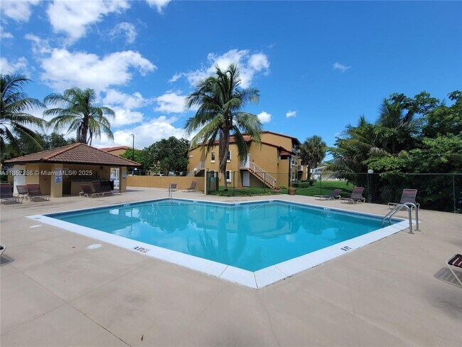 Building Photo - 15610 SW 80th St