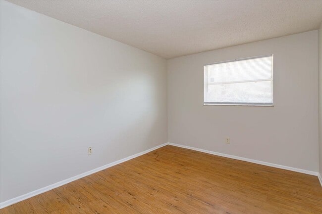 Building Photo - Charming 3-Bedroom Single-Family Home with Large Yard in Sanford — $1,697/month