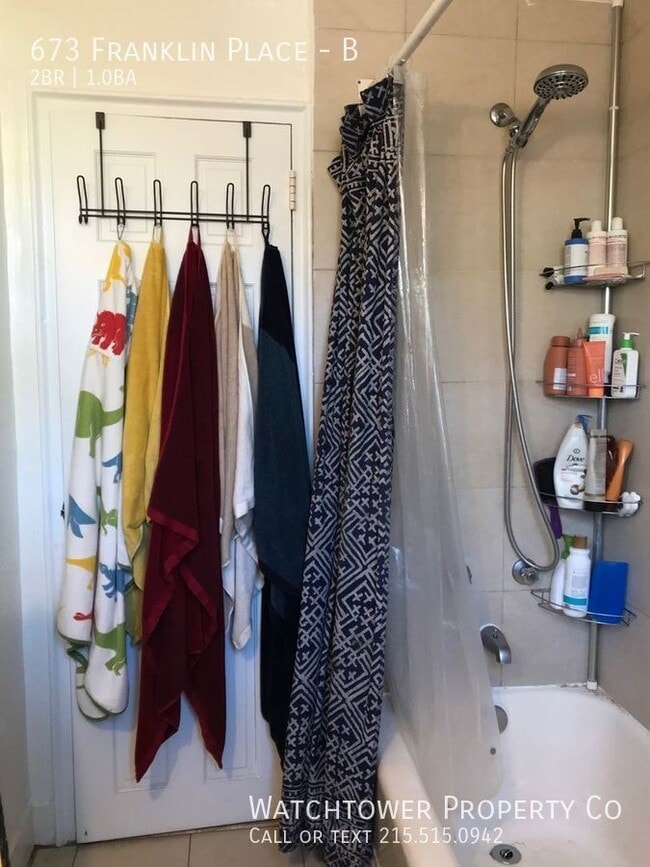 Building Photo - 673 Franklin Pl