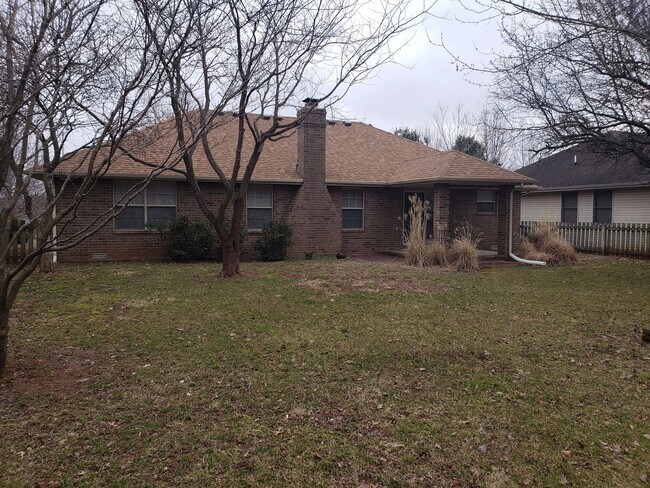Building Photo - South East Location - Sequiota / Galloway Area