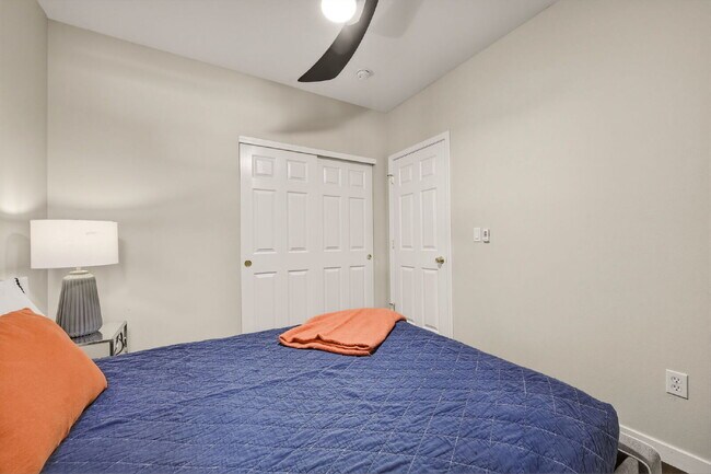 Building Photo - Furnished 3-Bedroom Home in Southwest Bend with Yard Care Included