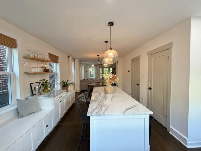 Building Photo - 4625 Silverwood St