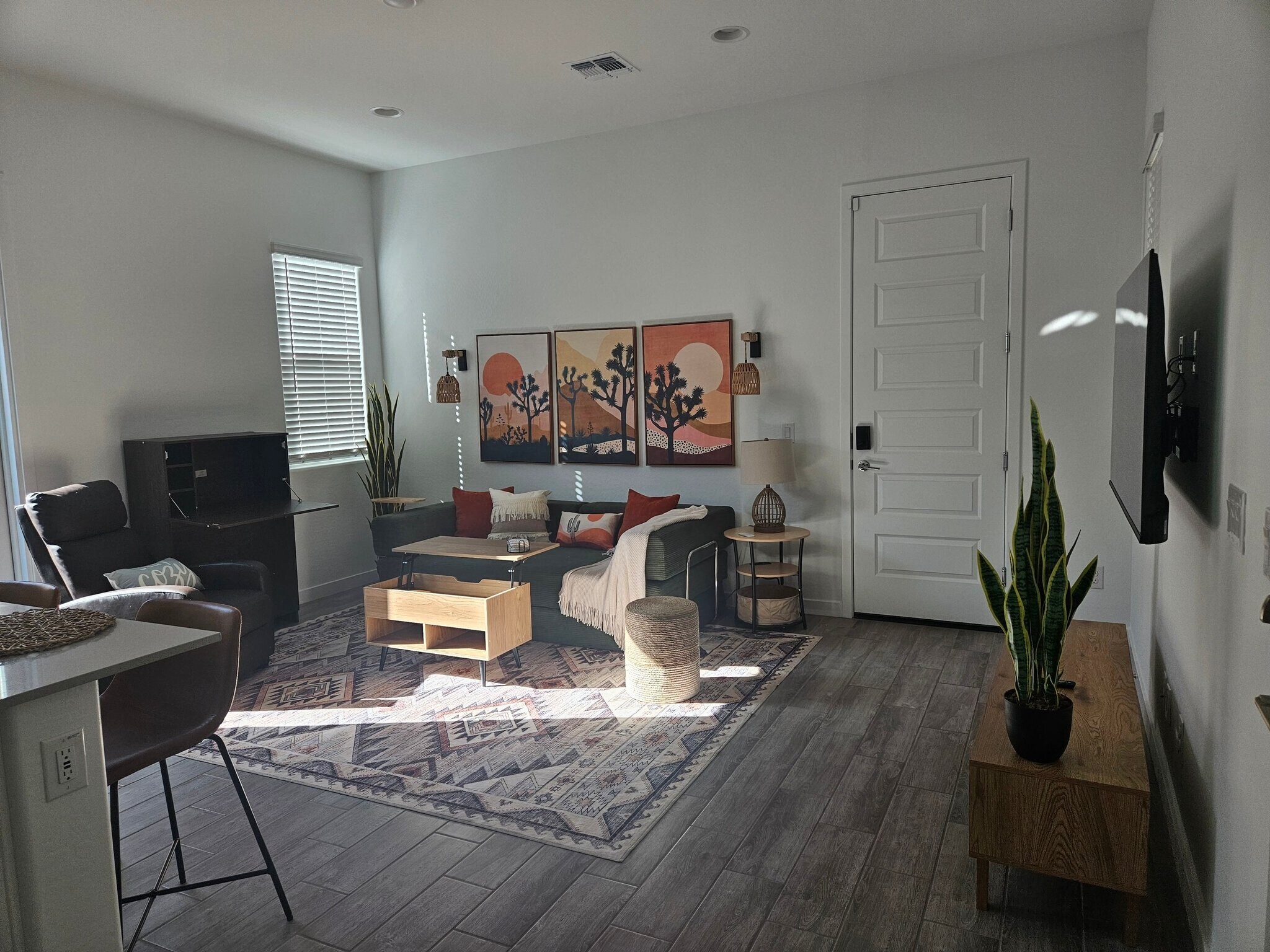 Building Photo - 17593 W Victory St