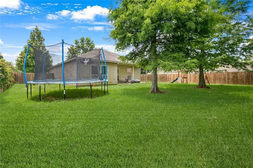 Building Photo - 28453 Apple Blossom Ln