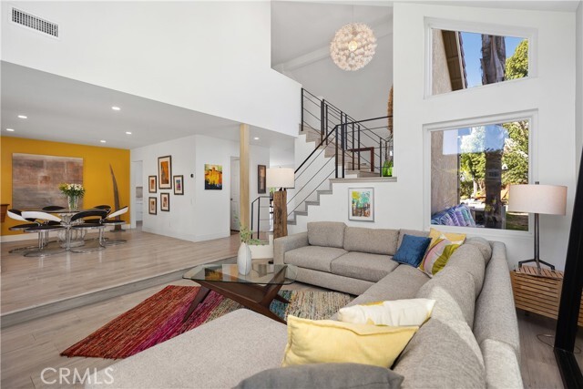 Building Photo - 25671 Cresta Loma