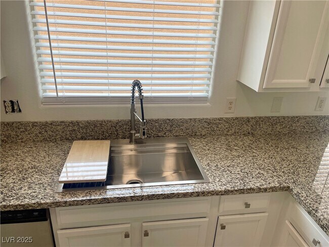 Building Photo - 3507 Pointe Vedra Ct