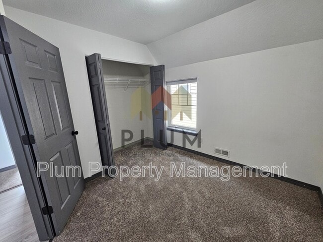 Building Photo - 1314 Bulwer St