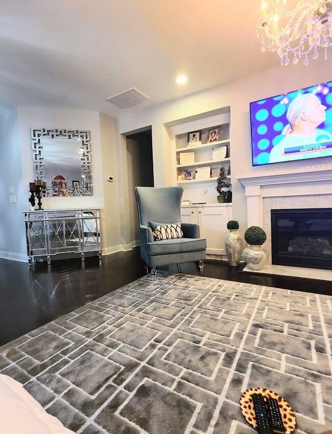Living Room - 1006 River Bark Pl
